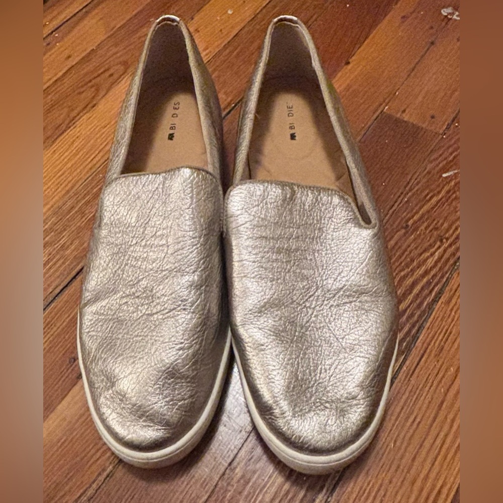 Birdies The Swift Metallic Gold Leather Women’s Slip-On sneakers Flats Sz 9